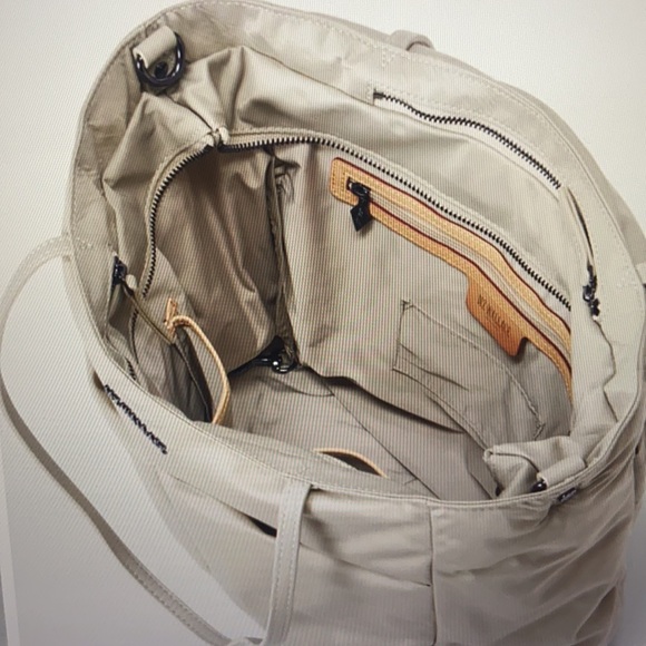 Mz Wallace Bowery Quatro Tote Small in Atmosphere - Picture 5 of 8